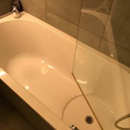 Luxury Duplex Along Canal アムステルダム